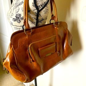 Tod’s Vintage Leather Tan Purse
